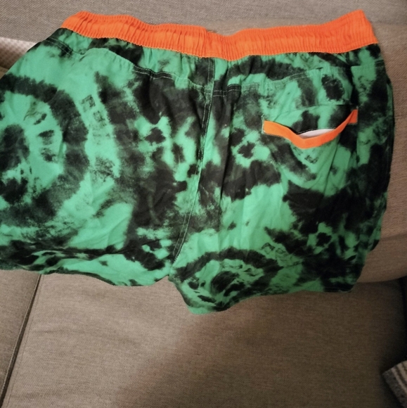 Hunter x Hunter Swim Trunks Sz. XL - Picture 3 of 3
